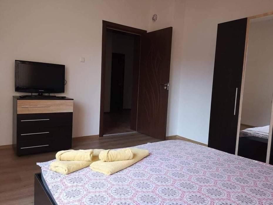 Guest House Ganovi 卡洛费尔 外观 照片