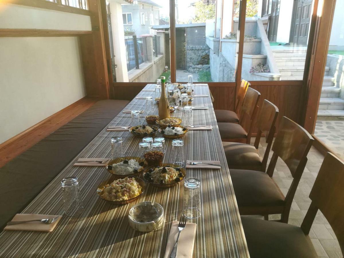 Guest House Ganovi 卡洛费尔 外观 照片